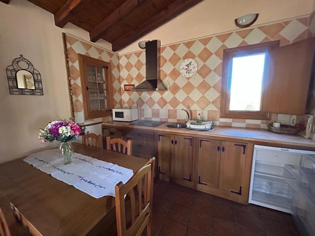 Casa Rural Amarilla Ávila Exteriör bild